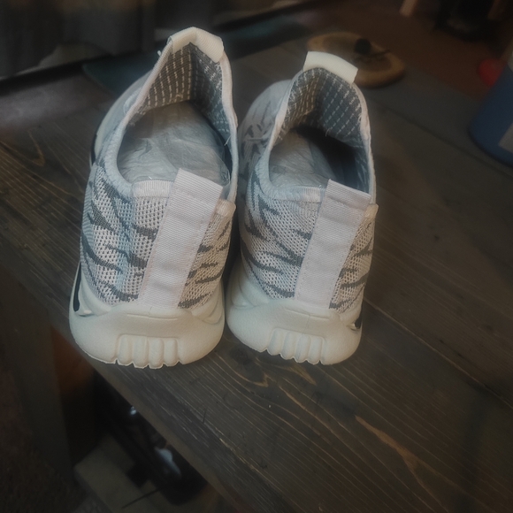 Sayt rlae white size 42 shoes - Picture 2 of 4